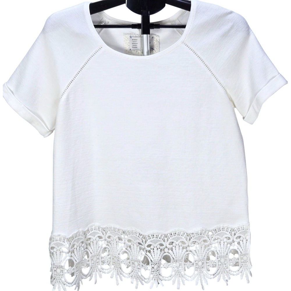 Women's Saturday Sunday Medium White Crochet Lace Hem Textured Raglan Top Boho